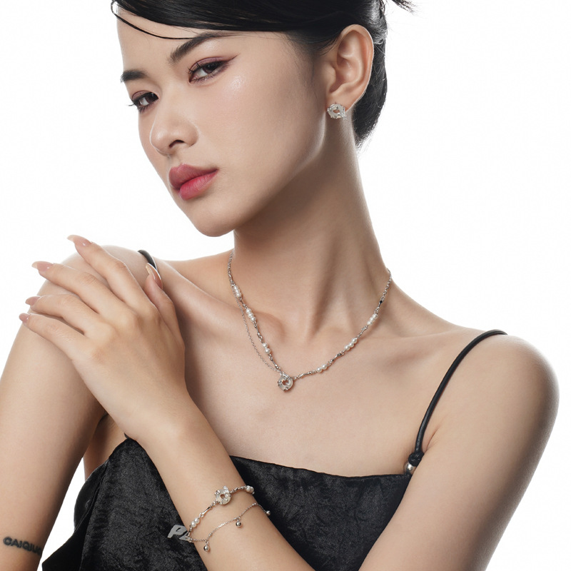 F.I.N.S w stylu chińskim prawd – Lobster Clasp Silver recenzja i cena